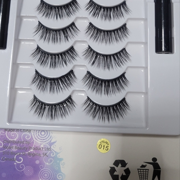 Magnetic Eyelashes - Picture 4 of 4